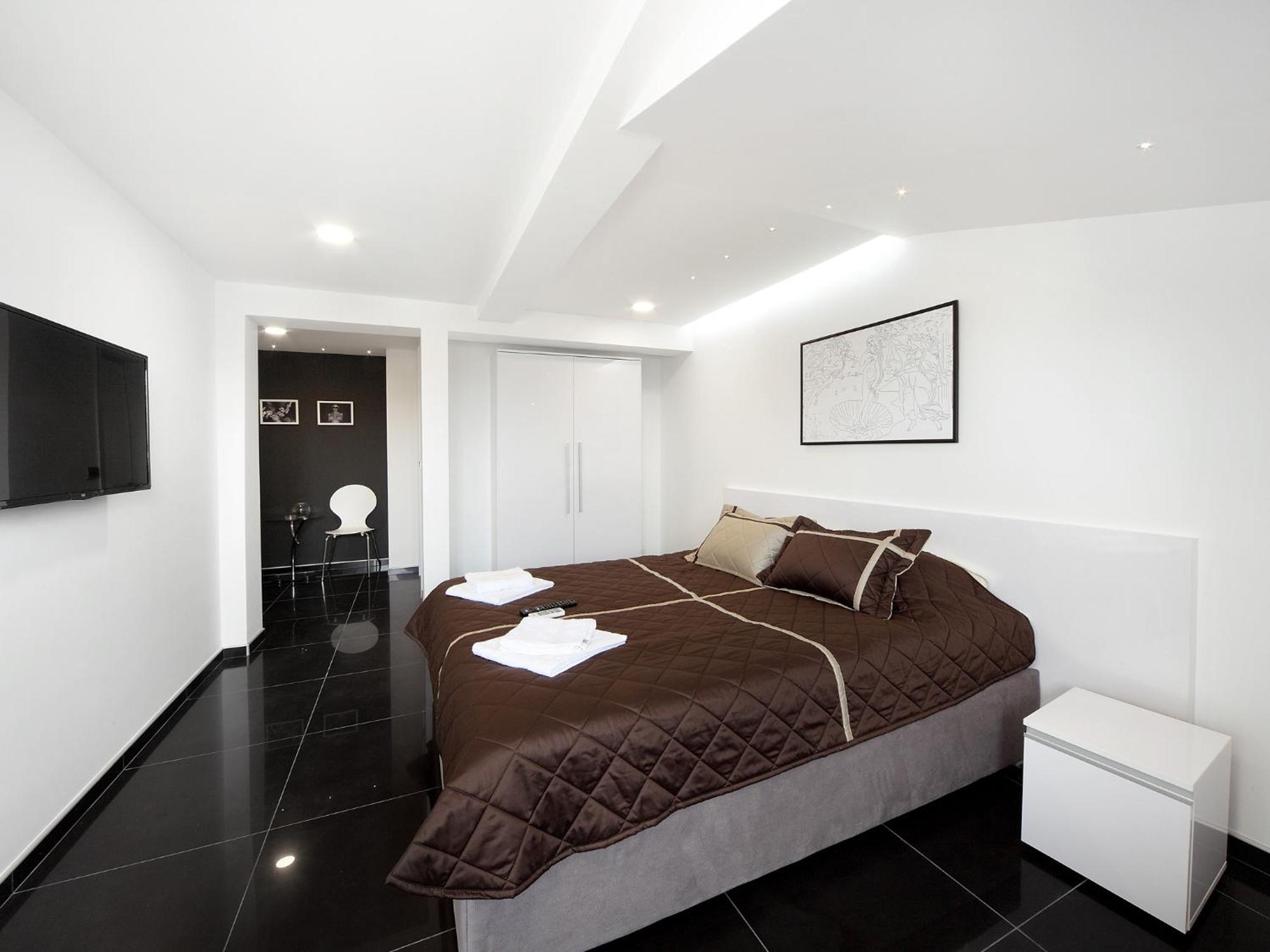 Agent Lux Apartments ยาโกดินา ภายนอก รูปภาพ