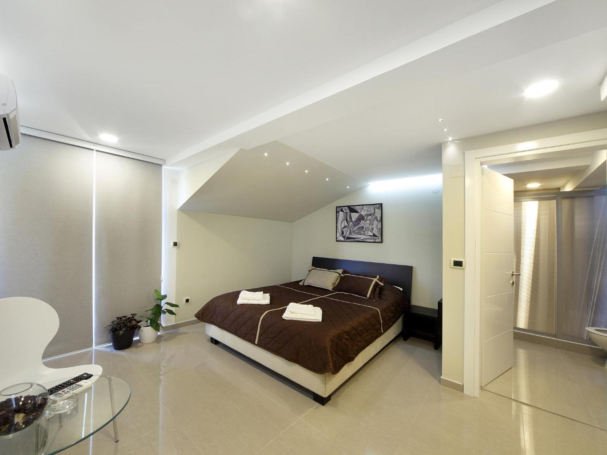 Agent Lux Apartments ยาโกดินา ภายนอก รูปภาพ