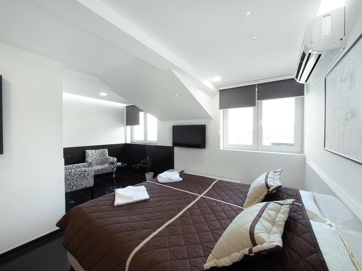 Agent Lux Apartments ยาโกดินา ภายนอก รูปภาพ